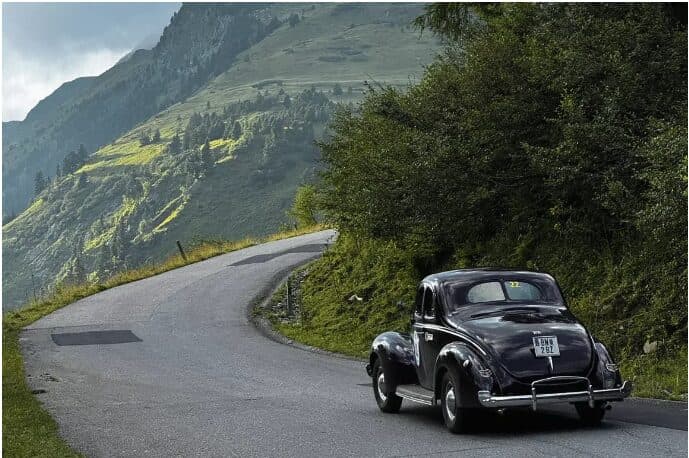 Oldtimer und exotische Autos